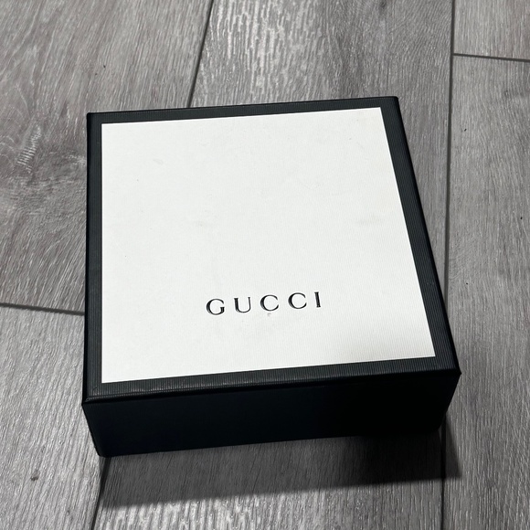 GUCCI BOX - Picture 1 of 2